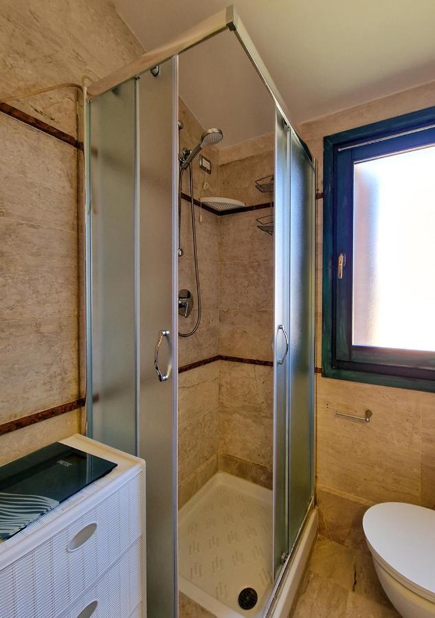 Murphy Holiday Home - Residenza Aldo Moro 02 ラ・マッダレーナ エクステリア 写真