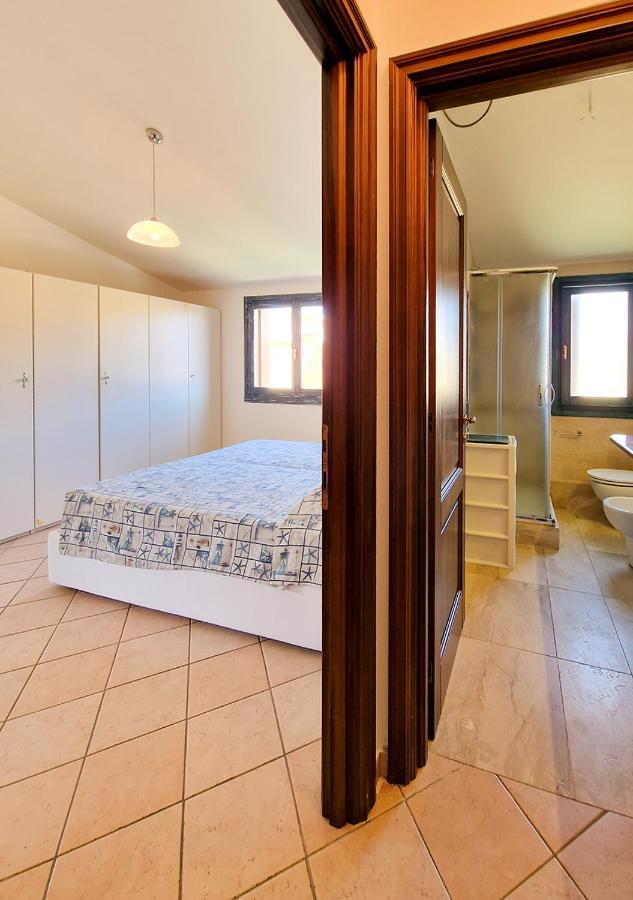 Murphy Holiday Home - Residenza Aldo Moro 02 ラ・マッダレーナ エクステリア 写真